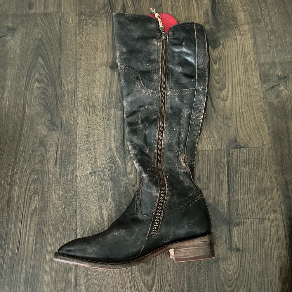 BedStu Kathleen Tall Leather Boots
Size 7.5 - Picture 3 of 8